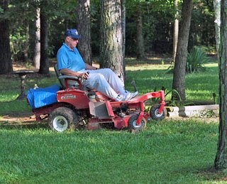 Mowing St. Augustine Grass in South Texas